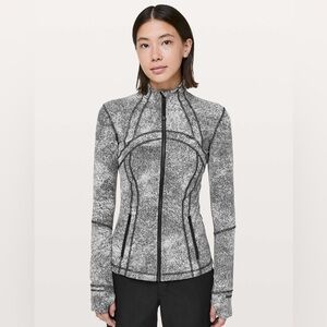 Lululemon Define Jacket
Luon Spray Jacquard White Black